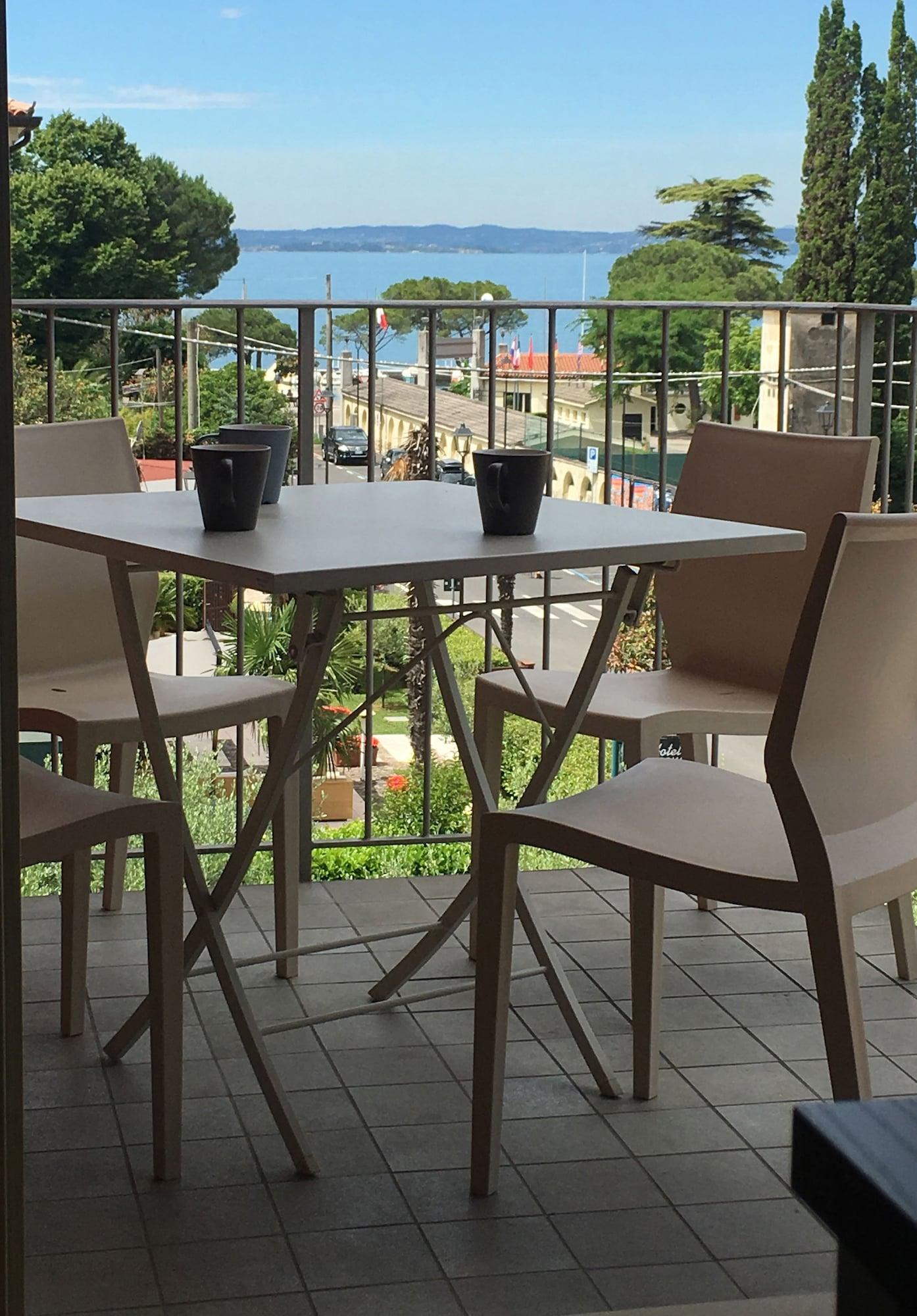 Vialeromadodici Rooms & Apartments Lazise Exterior foto
