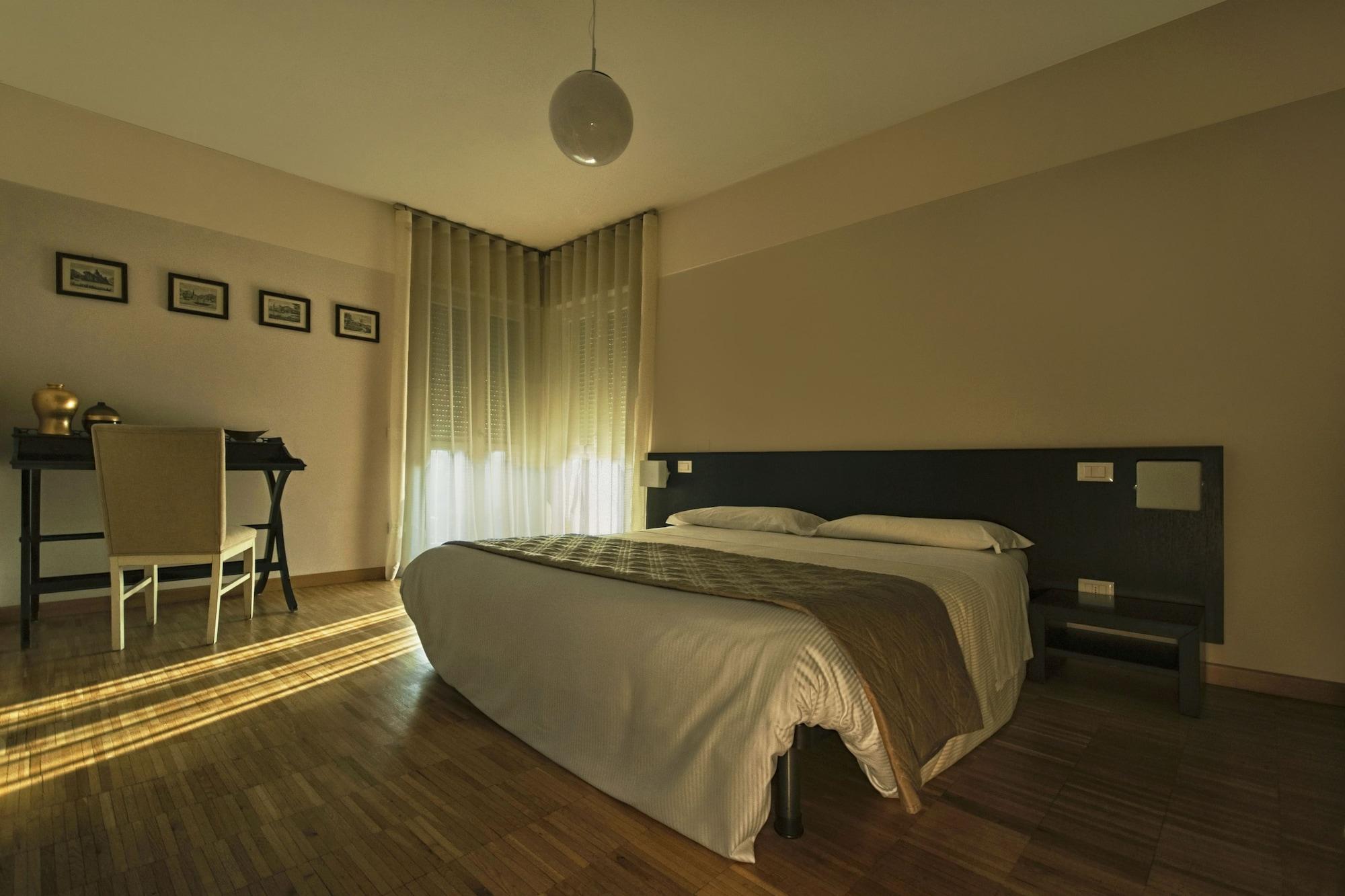 Vialeromadodici Rooms & Apartments Lazise Exterior foto