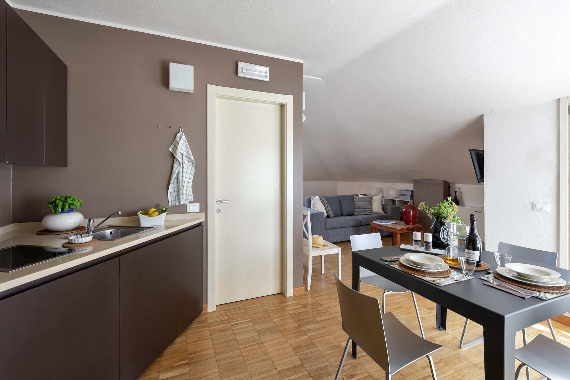 Vialeromadodici Rooms & Apartments Lazise Exterior foto