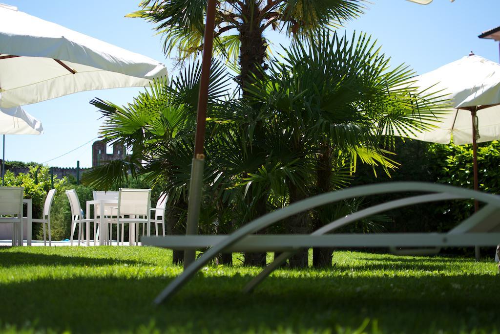 Vialeromadodici Rooms & Apartments Lazise Exterior foto