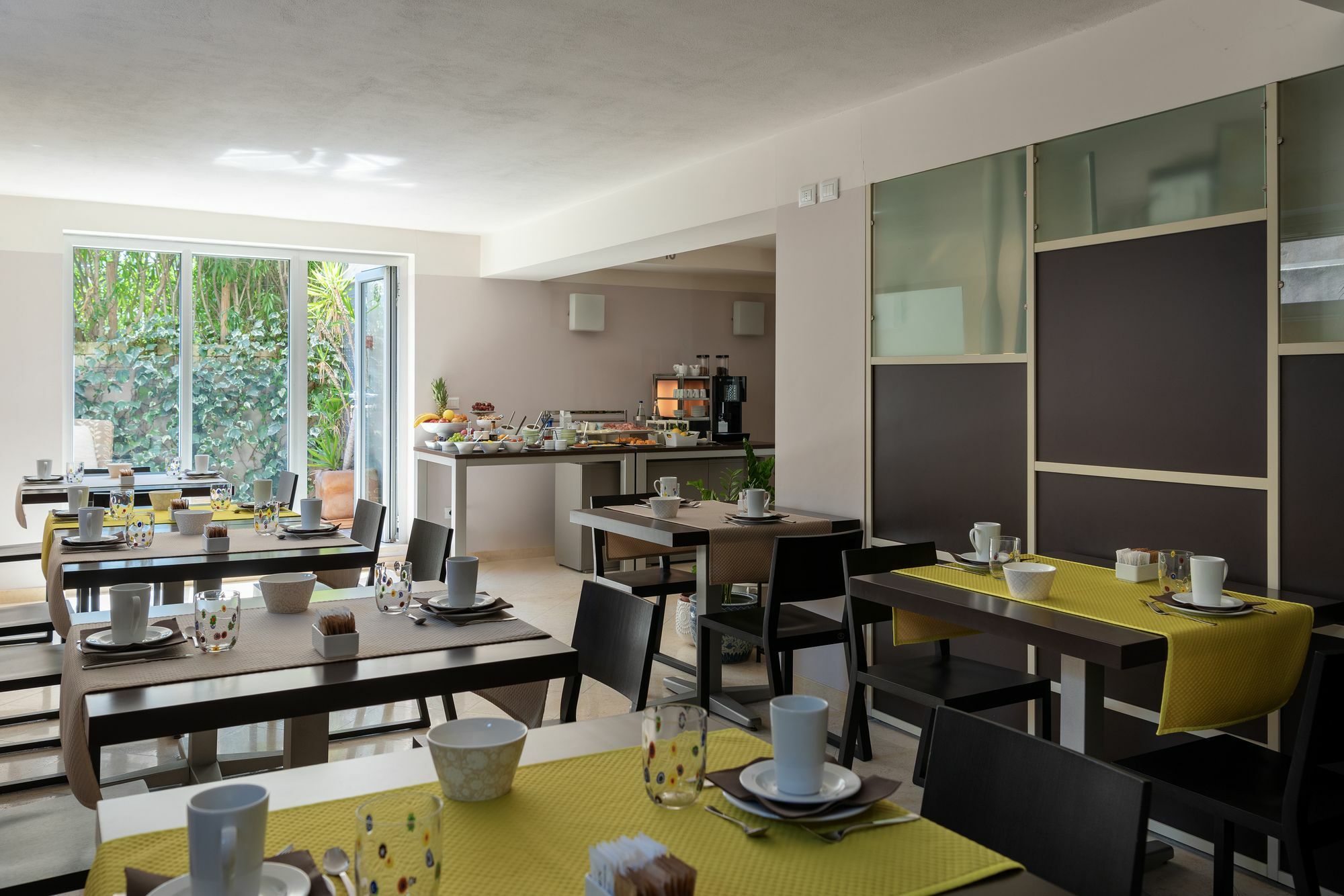 Vialeromadodici Rooms & Apartments Lazise Exterior foto